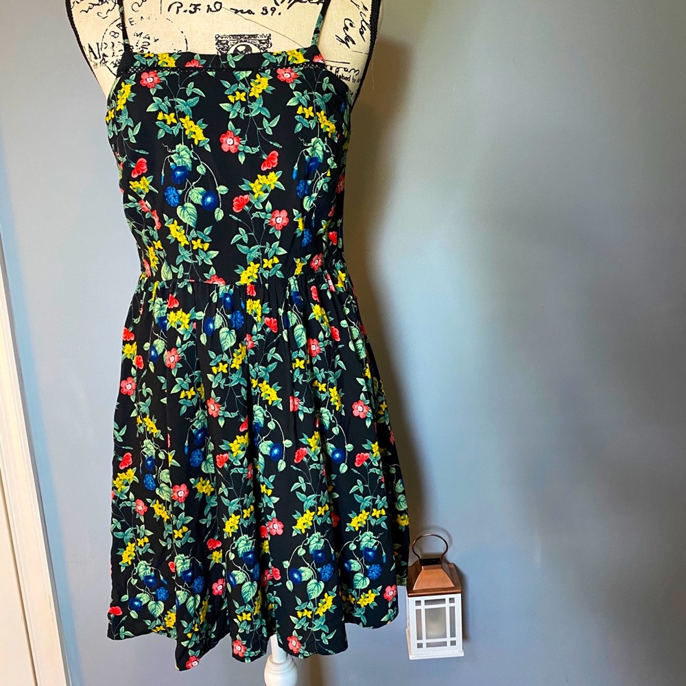 Old Navy Flora Dress, Size S.